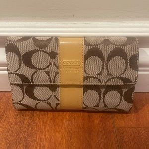 Coach wallet